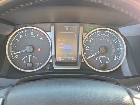 Used 2021 Toyota Tacoma SR5 w/ Trail Edition AWD/4WD image 26
