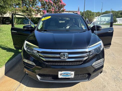 Used 2017 Honda Pilot Elite image 8