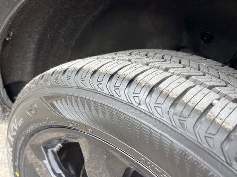 Certified 2024 Ford Explorer ST w/ Equipment Group 401A image 27