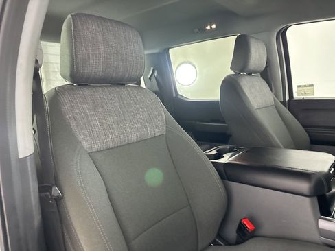 Used 2024 Ford F250 XLT w/ FX4 Off-Road Package image 23