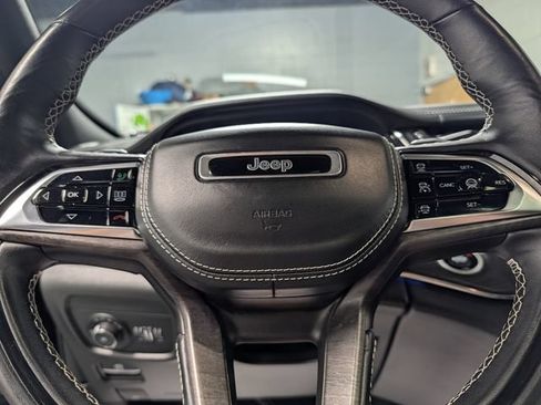 Used 2023 Jeep Grand Cherokee Overland w/ Adv Protech Group III AWD/4WD image 20