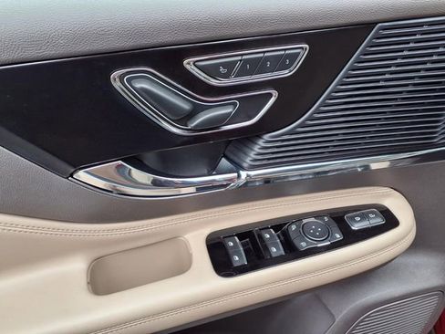 Used 2021 Lincoln Corsair FWD w/ Equipment Group 101A image 18