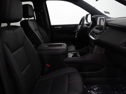 Used 2023 Chevrolet Tahoe RST w/ RST Performance Edition image 11