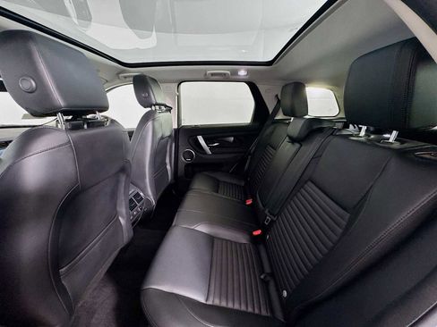 Used 2024 Land Rover Discovery Sport S image 24