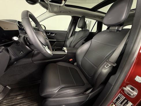 Certified 2024 Mercedes-Benz GLC 300 4MATIC image 17