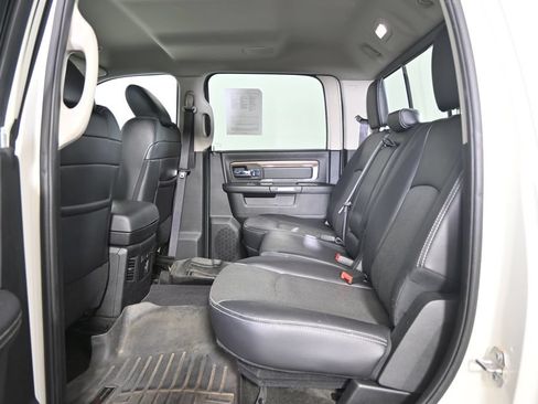 Used 2017 RAM 1500 Laramie AWD/4WD image 18