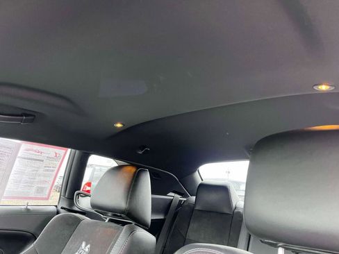 Used 2021 Dodge Challenger R/T Scat Pack w/ Shaker Package RWD image 5