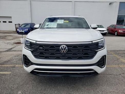 New 2026 Volkswagen Atlas Cross Sport SEL Premium R-Line AWD/4WD image 2