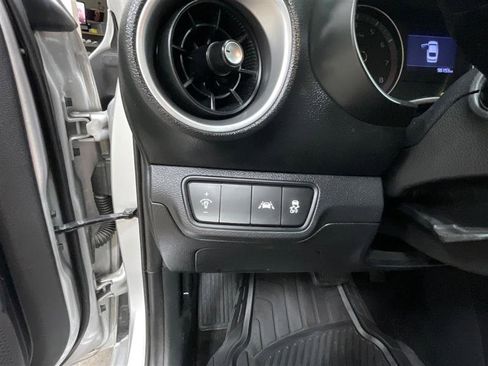 Used 2020 Kia Forte LXS image 19