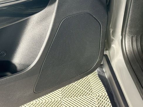 Certified 2023 Jeep Cherokee Altitude Lux w/ Lux Elite Package image 30