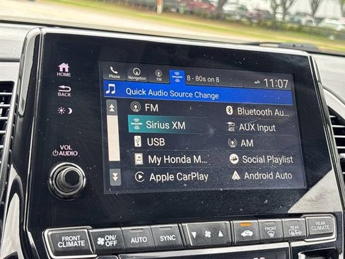 Used 2024 Honda Odyssey Elite image 40