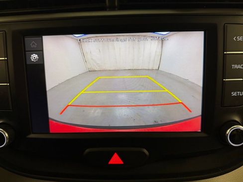 Used 2024 Kia Soul LX image 25