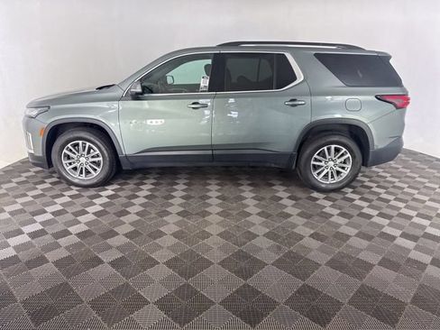 Used 2023 Chevrolet Traverse LT AWD/4WD image 10