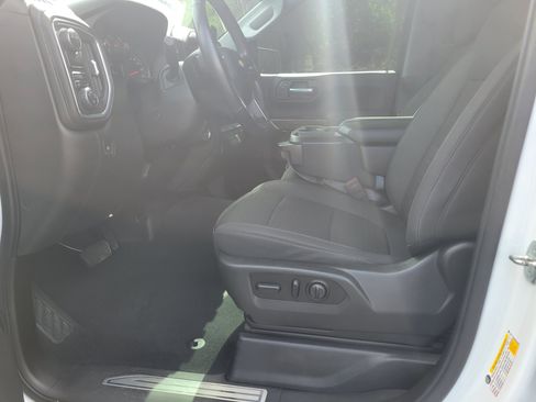 Certified 2021 Chevrolet Silverado 1500 LT RWD image 35