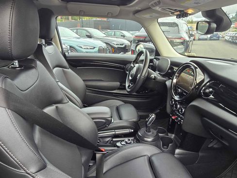 Used 2023 MINI Cooper S image 11