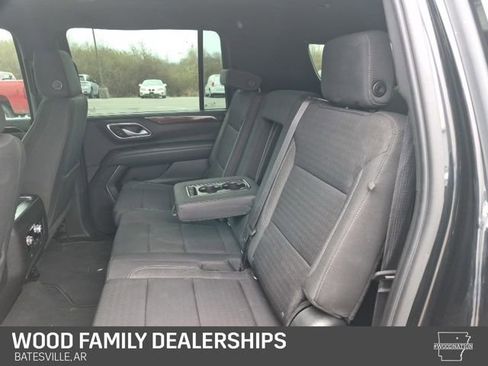 Used 2022 GMC Yukon XL SLE image 23
