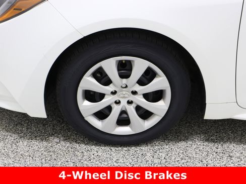 Certified 2024 Toyota Corolla LE image 11