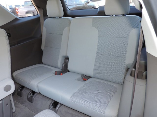 Used 2021 Chevrolet Traverse LT FWD image 21