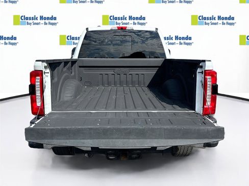 Used 2023 Ford F250 Lariat w/ Chrome Package image 31