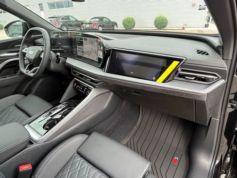 New 2026 Audi SQ5 Premium Plus image 50
