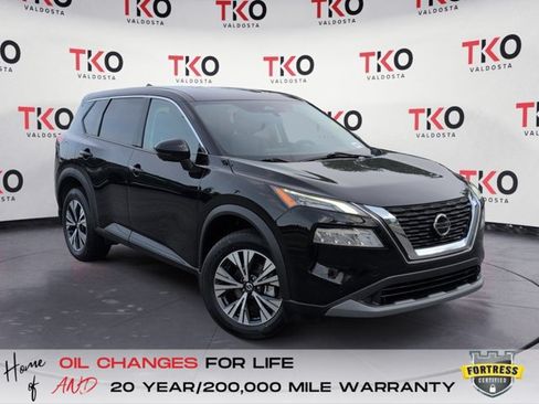 Certified 2021 Nissan Rogue SV FWD image 1