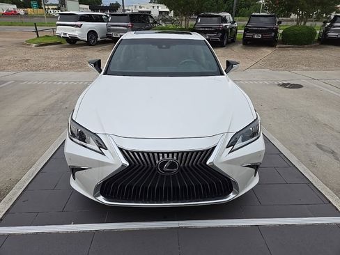 Used 2021 Lexus ES 350 w/ Premium Package FWD image 2