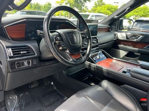 Certified 2023 Lincoln Navigator L Reserve AWD/4WD image 27