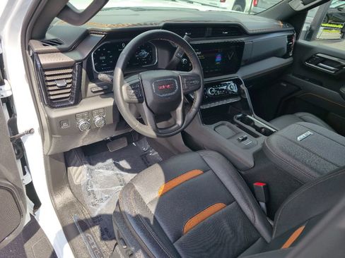 Certified 2026 GMC Sierra 2500 AT4 w/ AT4 Premium Plus Package AWD/4WD image 12