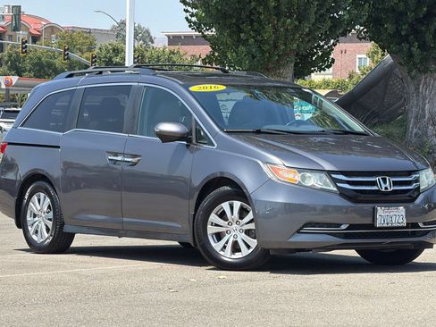 Used 2016 Honda Odyssey EX-L image 2