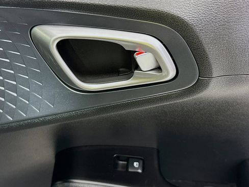 Used 2022 Kia Soul S FWD image 30