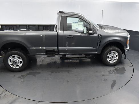 New 2026 Ford F250 XLT w/ F-250 >10K GVWR Package image 2