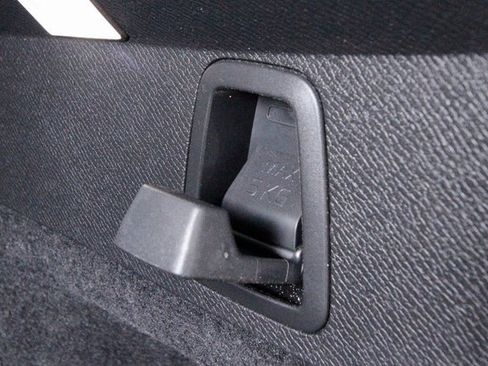 Used 2021 Volvo XC90 T8 Inscription Expression w/ Protection Package Premier image 35