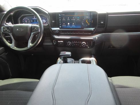 Certified 2023 Chevrolet Silverado 1500 LT Trail Boss w/ Convenience Package II AWD/4WD image 17