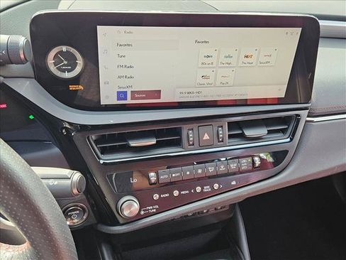 Used 2024 Lexus ES 300h F Sport w/ Accessory Package (Z2) FWD image 14
