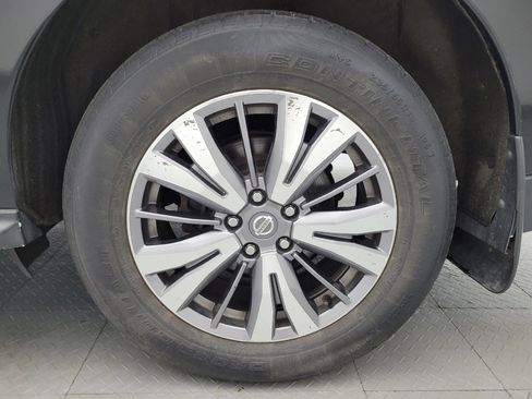 Used 2019 Nissan Pathfinder S AWD/4WD image 31