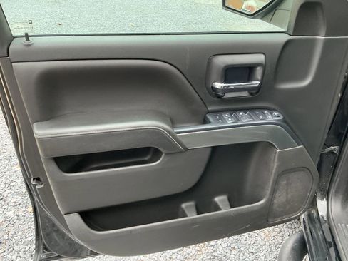 Used 2018 Chevrolet Silverado 1500 LT w/ All Star Edition image 9