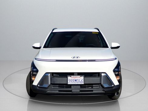 Certified 2025 Hyundai Kona SEL image 2