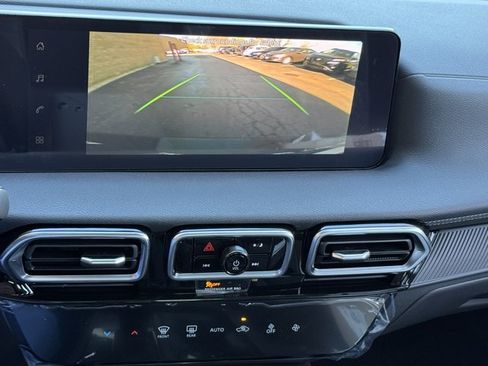 New 2026 Nissan Sentra SV w/ Floor Mat Package FWD image 8