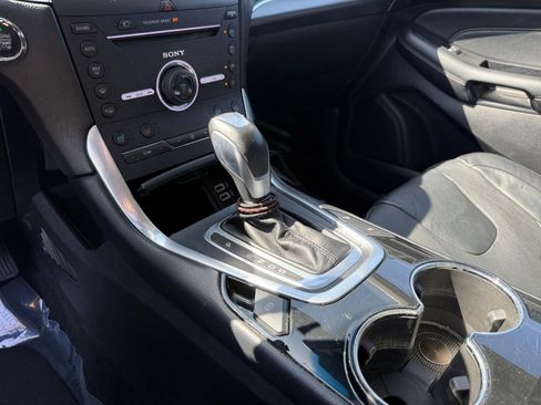Used 2016 Ford Edge Titanium image 13