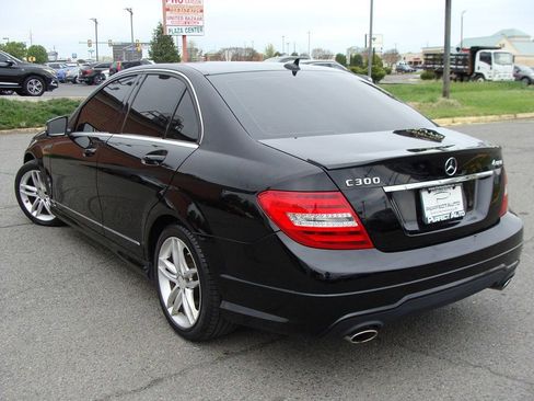 Used 2014 Mercedes-Benz C 300 4MATIC Sedan image 4