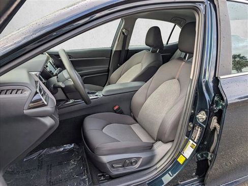 Used 2020 Toyota Camry LE image 13