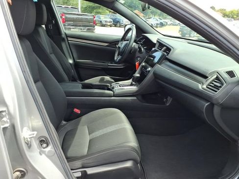 Used 2018 Honda Civic Sport image 18