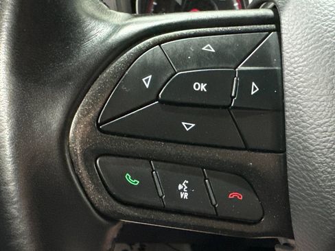 Used 2023 Dodge Charger SXT image 5