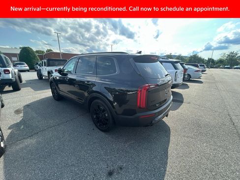 Certified 2022 Kia Telluride SX w/ Nightfall Edition Package AWD/4WD image 6
