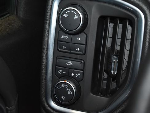 Used 2019 Chevrolet Silverado 1500 LT w/ All-Star Edition image 18