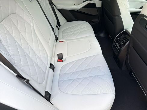 New 2026 BMW X5 xDrive40i w/ M Sport Package AWD/4WD image 30