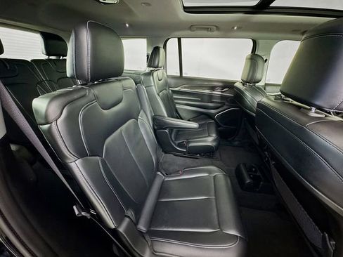 Used 2021 Jeep Grand Cherokee L Limited image 33