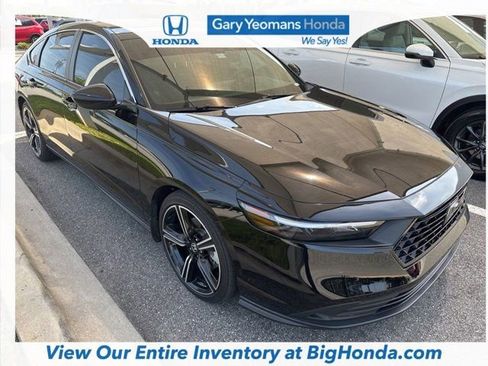 Used 2024 Honda Accord Sport image 8