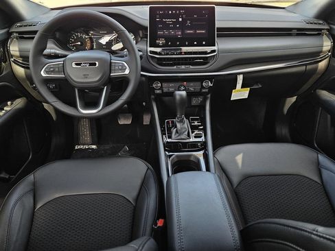 New 2026 Jeep Compass Latitude AWD/4WD image 11