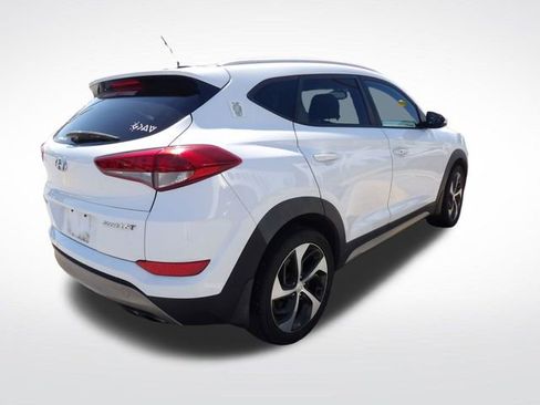 Used 2017 Hyundai Tucson Sport FWD image 16